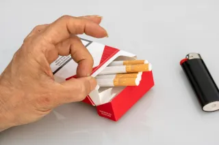  Quit Smoking for Good: The Hypnotic Path to a Healthier Life
