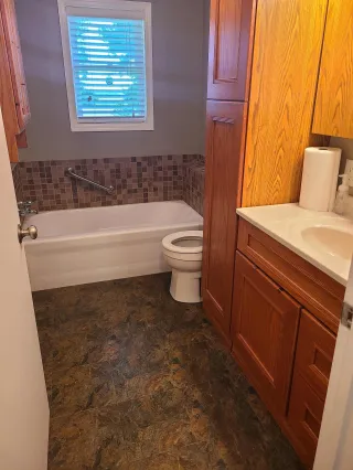 Top Bathroom Remodeling Trends for 2025