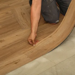  Transform Your Space: Vinyl Plank Flooring Installation