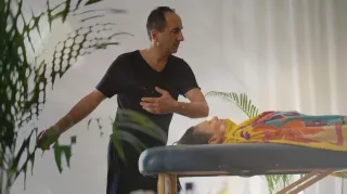 Rituel Hawaïen Kahuna : Bien plus qu’un massage, un rite de passage !!!