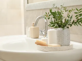 Reformas de baño con accesorios modernos: transforma tu espacio