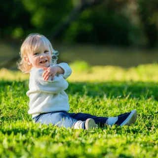 Benefits of Earthing: How Grounding Improves Health, Sleep, and Inflammation