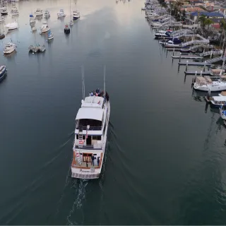 Charter Boats for Scattering Ashes in Open Waters