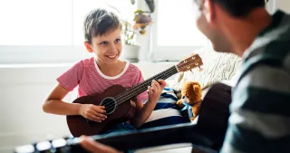 Ejercicios de Calentamiento para Guitarra – Mejora tu Técnica desde el Primer Día