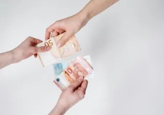 The Psychology Behind Mindful Spending: How Awareness Can Transform Your Money Habits