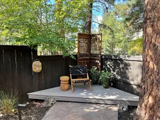Bend OR Small Backyard from Blah to Beautiful!