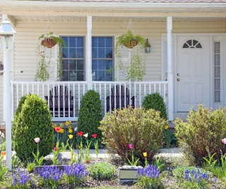 Navigating Home Buying This Spring: Understanding Current Interest Rates