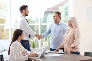 Vendre sa maison en juillet : 5 raisons d’agir maintenant au Québec