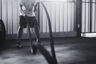 Building Confidence and Muscles: How Teenagers Benefit from the Gym