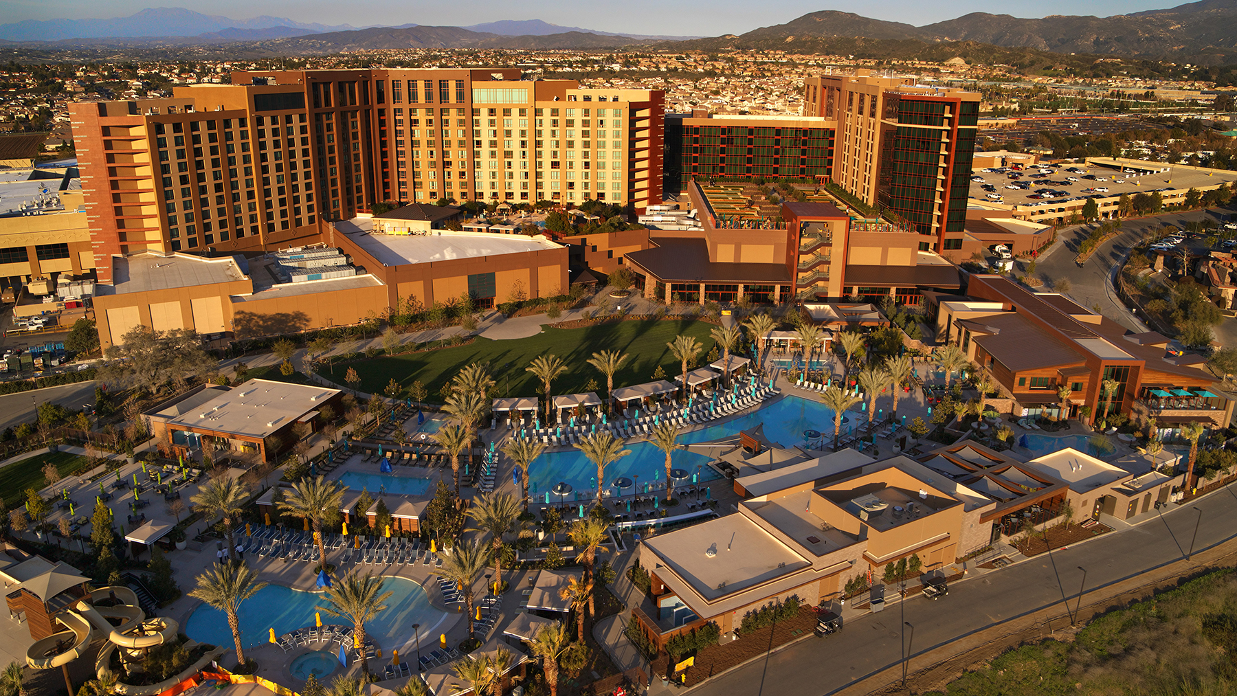 🎰Pechanga Resort Casino: California’s Ultimate Escape for Fun, Food & Full-On Excitement!