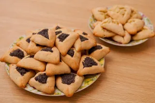 Purim Synopsis