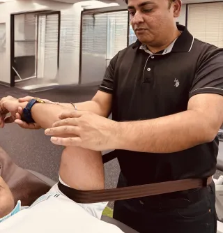 Unlocking Relief: Top Causes and Solutions for Elbow Pain When Lifting