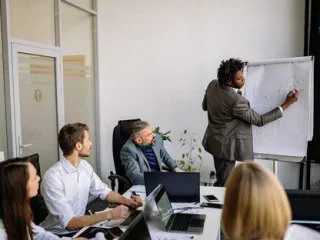 Top Benefits of Using HR Software in Your Company