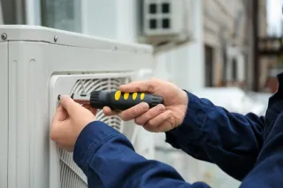 How to Decide Whether to Repair or Replace Your AC Unit