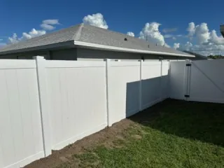 Affordable Fencing Options in Tampa Bay | Great Looks on Any Budget
