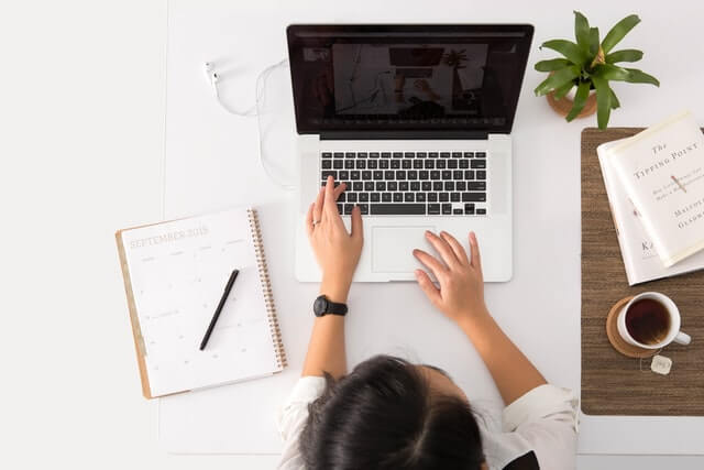 27 Best Tools To Create Your Online Course & Maintain An Online Business