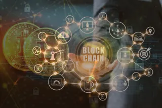 Difference Between Blockchain and Bitcoin