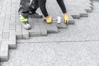 Florida’s Guide: 8 Ways to Maintain Concrete Pavers