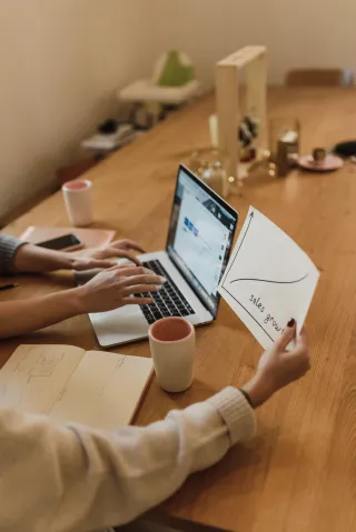 Boost Your Business Online: The Power of Coursie in Enhancing Your Google Reviews