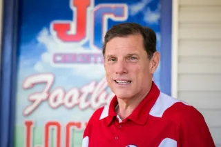 The 22-Year-Old Coach Who Went 0-10 and Became America's Greatest Winner at 77