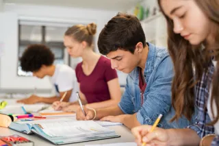 B6- How to Support GCSE English – Improving Writing & Literature Analysis