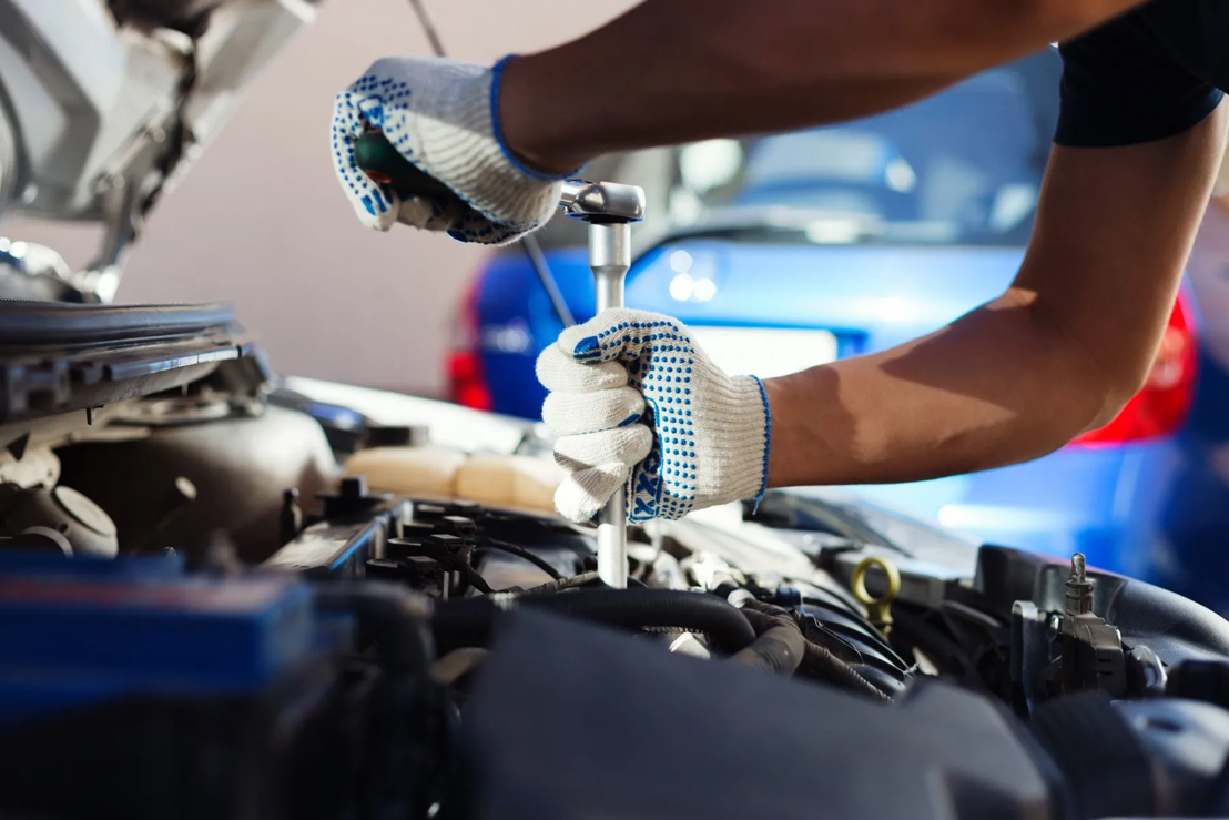 Common Exhaust Issues East Bethel Drivers Shouldn’t Ignore