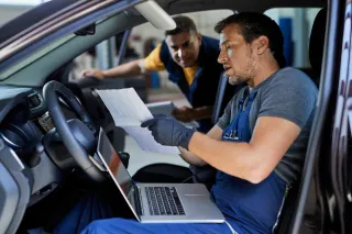 Steering System Diagnostics: What Causes Pulling and Drift