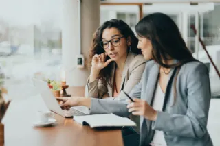 How to Have a Meaningful 1-1 Conversation With Your Team Member