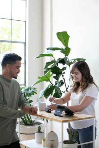 How to Fund Your Business When You Have a Low Credit Score