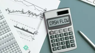 How to grow your business without cash flow problems.