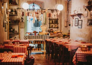 🍝 Dive Into Flavor at Savor… Italian Restaurant – Charlotte’s Hidden Gem!