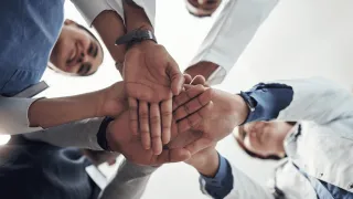 Why Should Nurses Work with a Staffing Company