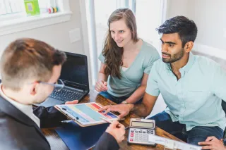 Factors to Consider When Choosing a Mortgage Lender