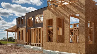 Which Realtor specializes in new construction homes in Baton Rouge