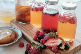 Gut‑Friendly Sips: Probiotic Drinks & Fermented Foods to Boost Immunity