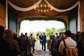 How to use flash for a wedding ceremony
