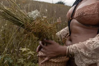 Radiate Self-Love: 7 Body Positive Soulful Mantras