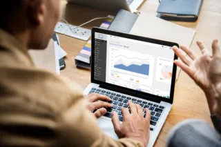 Las 7 métricas que todo agente de seguros digital debe dominar 📊