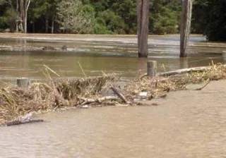Fencing waterways