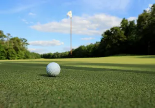 Teeing Off: Exploring Golf Courses and Clubs in Canada