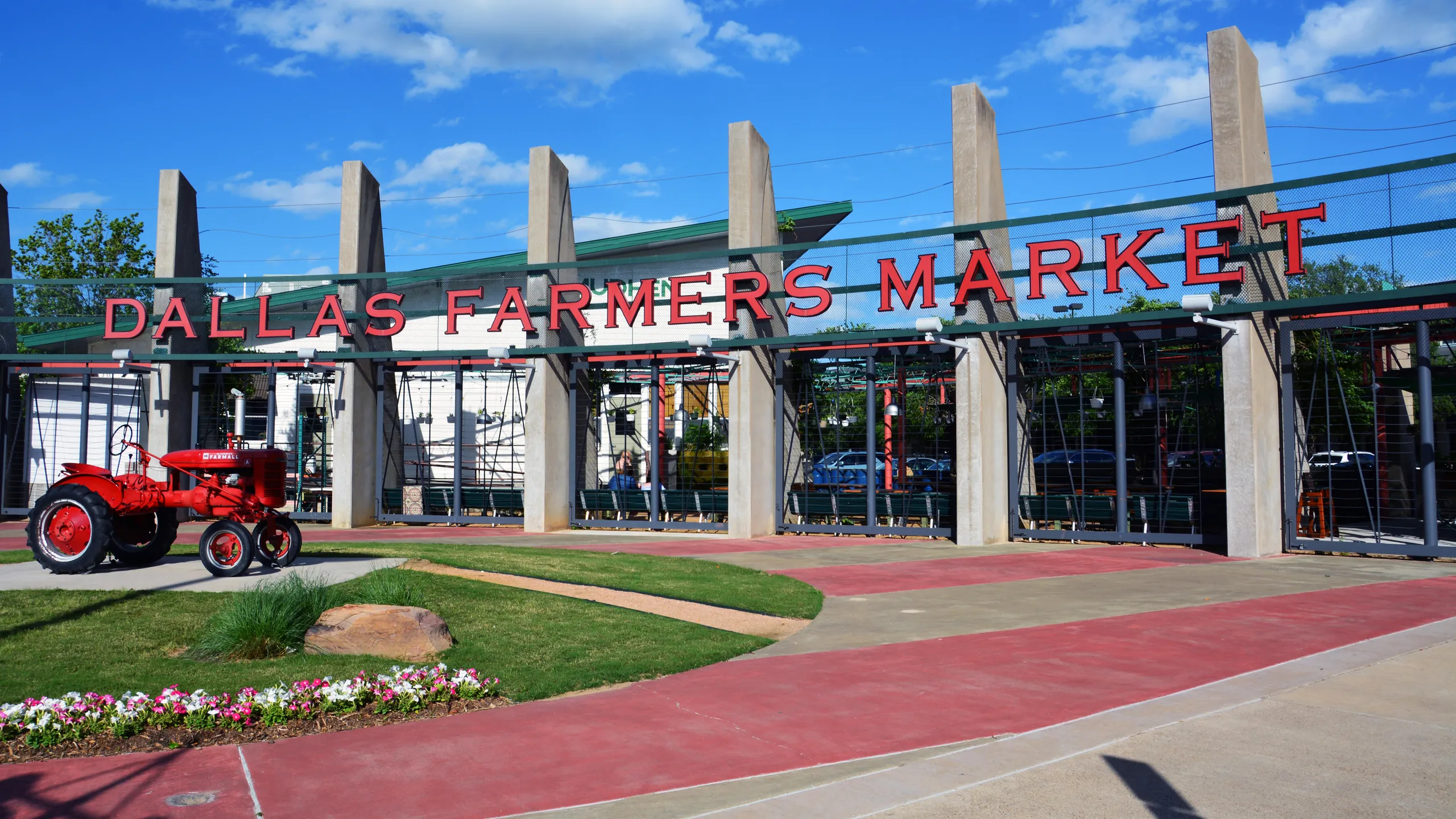 Discover Fresh Finds and Local Flavor at the Dallas Farmers Market
