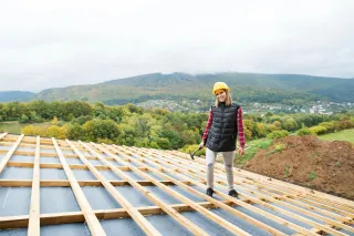 How to Choose the Best Residential Roofing Repair Contractors