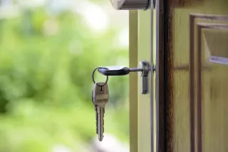 Looking to buy a home? Mortgage expert says now is the time to act