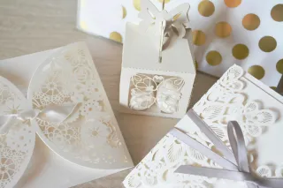 How to Make Your Wedding Invitations Stand Out