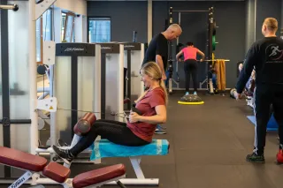 Personal trainer Assen | 5 voordelen van trainen in kleine groep