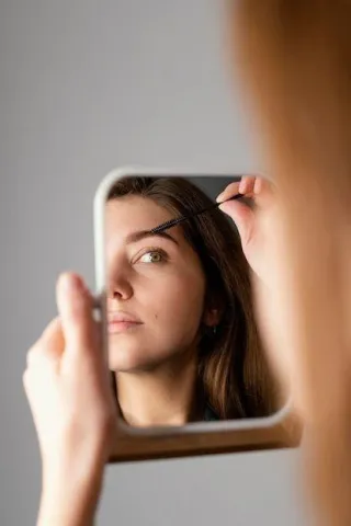 Microblading Pros and Cons: All You Need to Know Before Your Treatment
