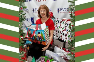 Houstonian Plays Santa to 100+ ESL Students