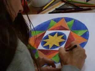 COLORING MANDALAS LOWERS ANXIETY