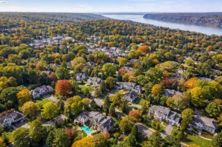 Tenafly NJ Neighborhoods: East Hill vs. Maugham vs. Stillman