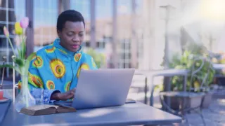 From Confusion to Clarity: Your Roadmap for Building a Confident Online Presence 